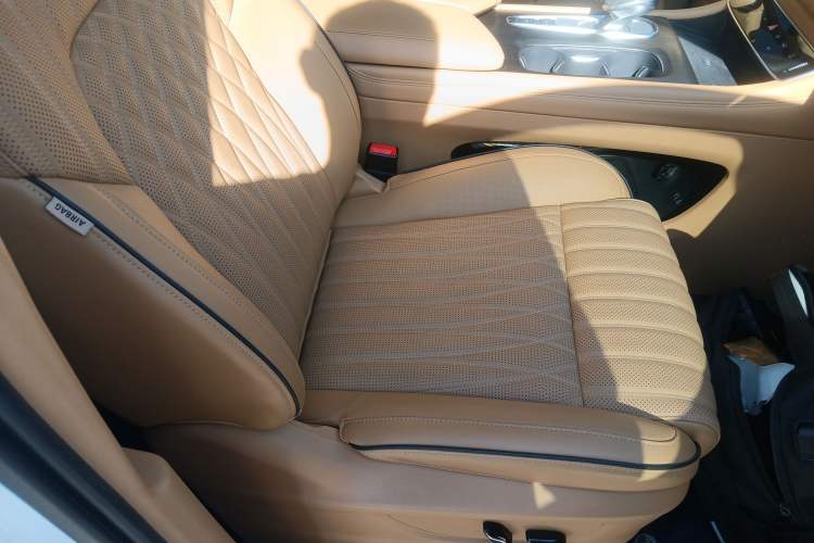 Used VOYAH Dream 2022 Low-Carbon Edition Dream+ Smart Enjoyment Package
