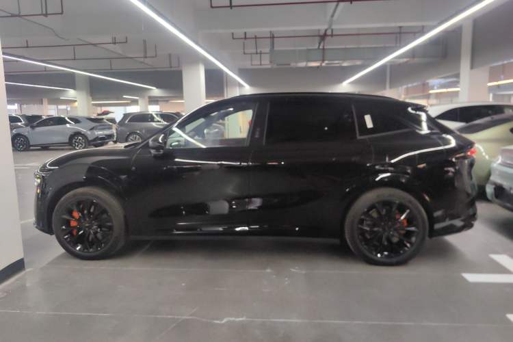 Used Zeekr 7X 2025 100 kWh Long-Range Rear-Wheel Drive with Intelligent Driving Features