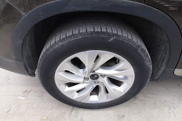 Used  6 2014 1.6T Elegant Version THP160
