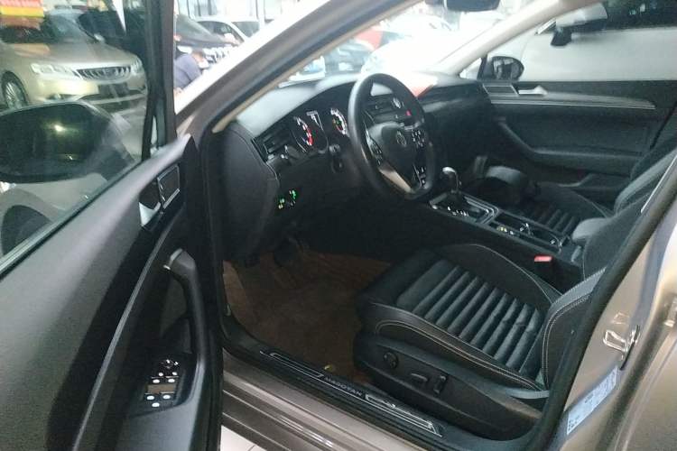 Used Volkswagen Magotan 2020 330TSI DSG Leading Model