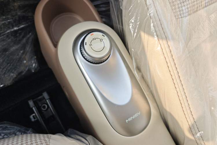 Used Wuling Hongguang MINIEV 2025 Four-Door Version Advanced Edition