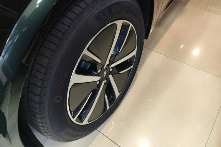 Used Li Auto L7 2024 Pro Model
