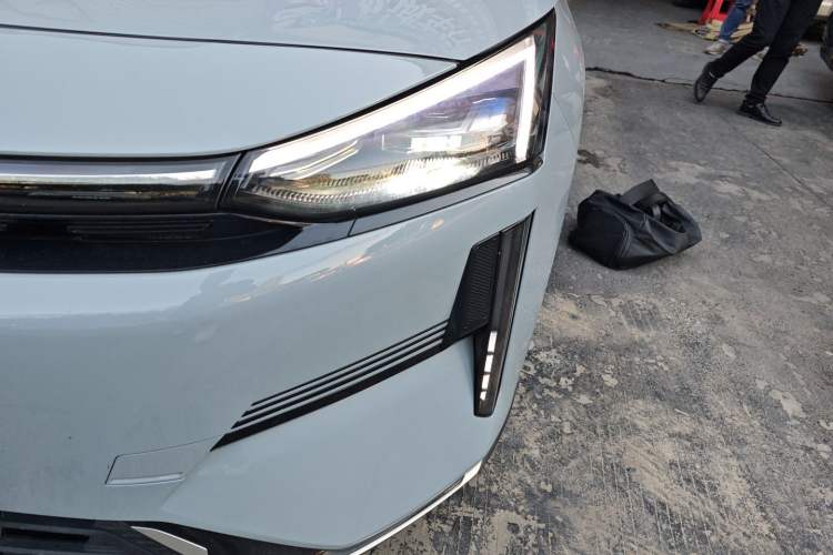 Used  L6 2024 125km PLUS Dragon Edition