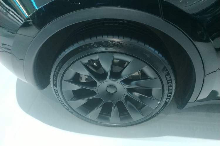 Used Tesla Model Y 2022 Rear-Wheel-Drive Version
