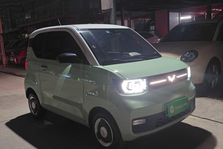 Used Wuling Hongguang MINIEV 2022 Macaron Fashion Model Lithium Iron Phosphate
