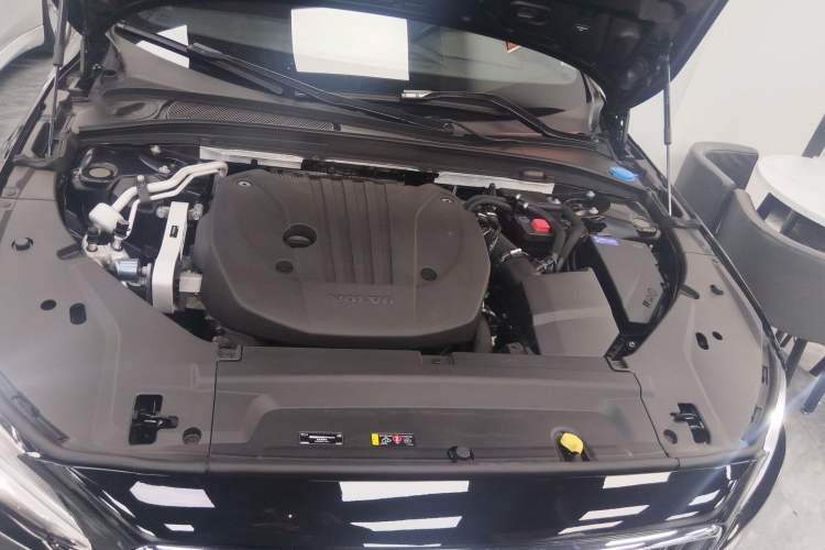 Used Volvo S90 2022 B5 Zhiyuan Luxury Edition
