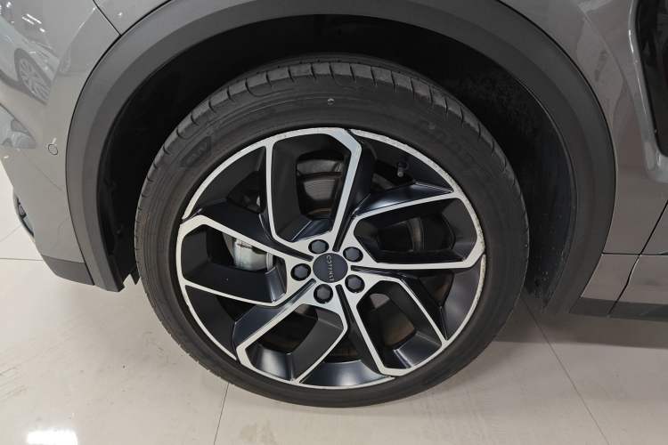 Used Lynk & Co 05 2020 2.0TD Two-Wheel Drive Shine Halo