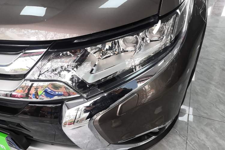 Used Mitsubishi Outlander 2016 2.4L 4x4 Elite Edition 5 Seats