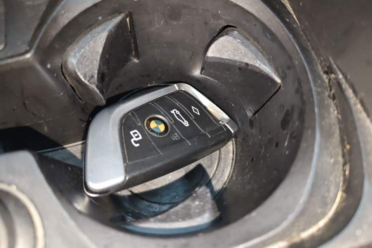 TDK.VehicleDetails.img