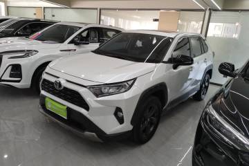 Used Toyota RAV4 2022 2.0L CVT 4x4 Fashion Edition