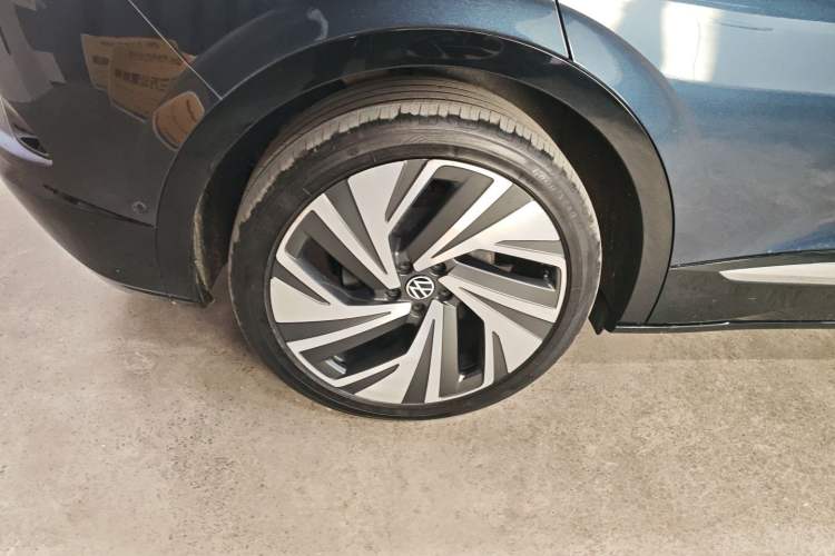 Used Volkswagen ID.4 CROZZ 2024 PRIME