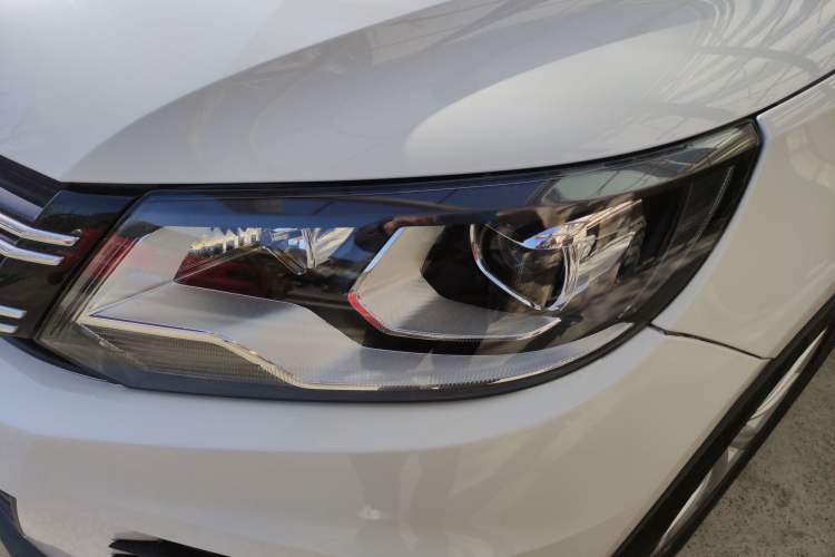 Used Volkswagen Tiguan 2016 280TSI Automatic Two-Wheel-Drive Silk Road Style Edition