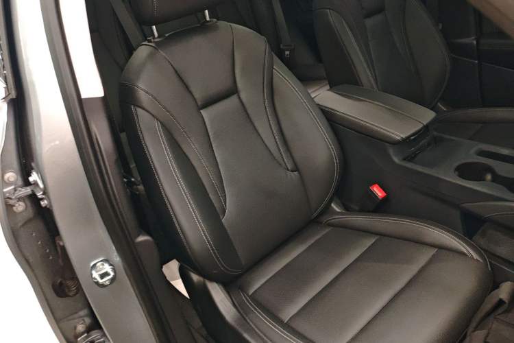 Used Buick Envision 2025 25T Entry-Grade Platinum Edition
