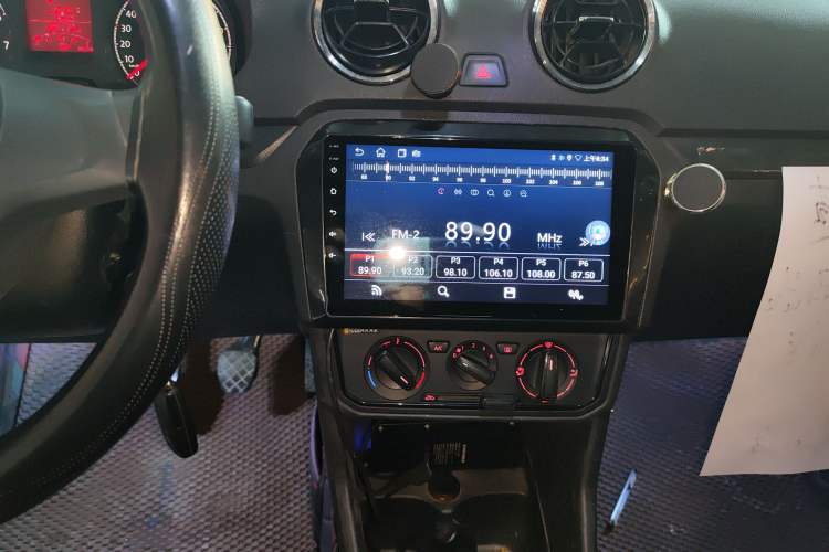 Used Volkswagen Jetta 2019 Dream Edition 1.4L Manual Fashion Version
