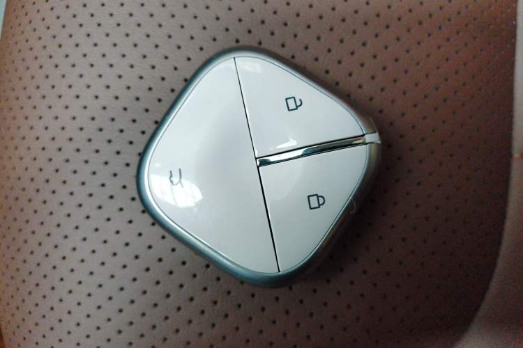 Used Wuling Bingo 2024 333 km Enjoyment Version
