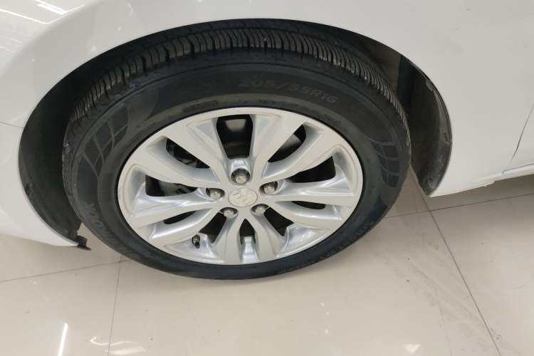 Used Buick GT 2018 15T Dual-Clutch Elite Model China V Standard
