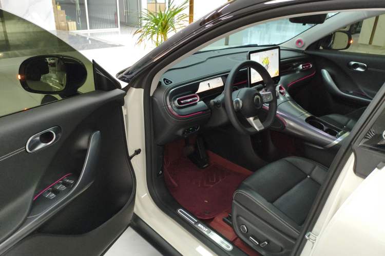 Used  #3 2024 Dynamic Long-Range Edition
