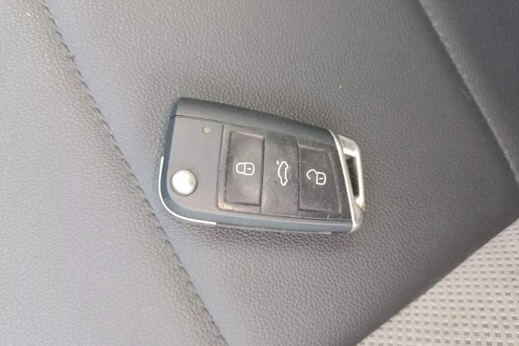 Used Volkswagen Tacqua 2021 280TSI DSG EnjoyPro Smart Connectivity Version