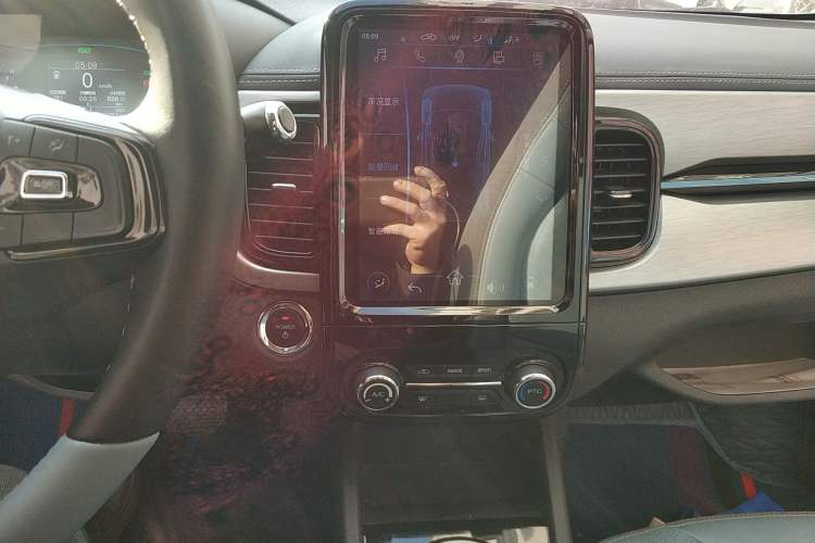 Used Chery Little Ant 2022 Restyled Version Sweet Pink Edition Low-Sugar Version Lithium Iron Phosphate Battery 30.7 kWh 30 kW 301 km