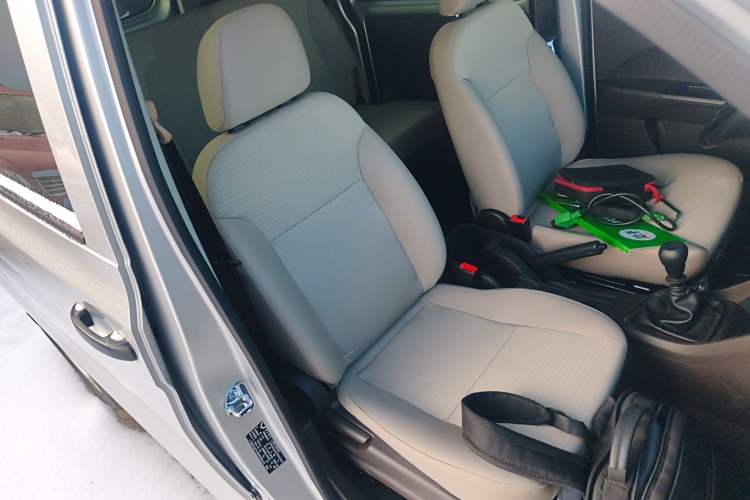 Used Wuling Hongguang V 2022 1.5L Jingqu Edition Electric-Assist LAR
