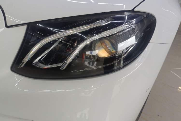 Used Mercedes-Benz E-Class 2017 Facelift E 200 Sport 4MATIC
