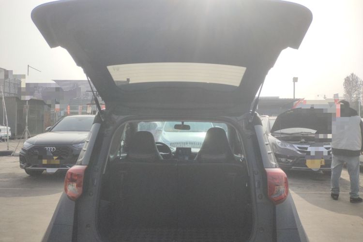 Used Chery Little Ant 2023 Updated Version 251 km Love Edition Lithium Iron Phosphate
