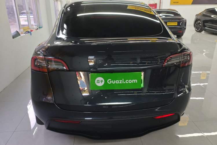 Used Tesla Model Y 2024 Long-Range All-Wheel-Drive Version
