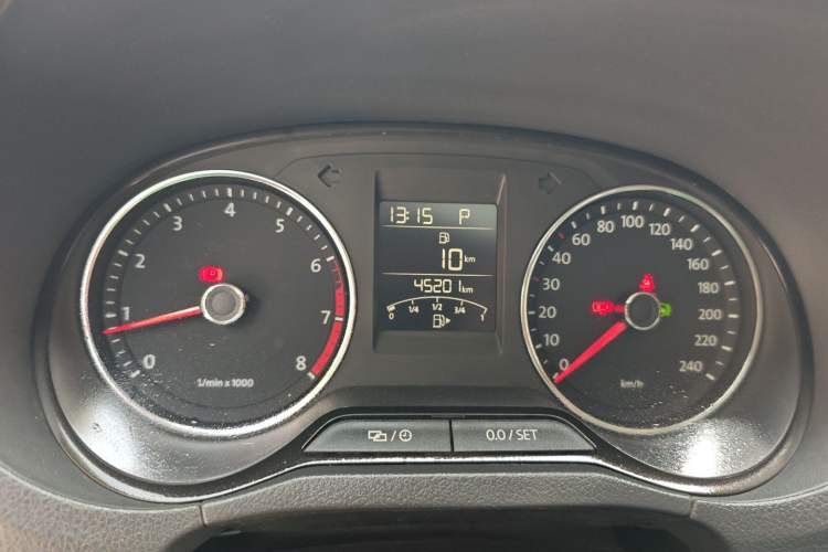 Used Volkswagen Polo 2014 1.6L Cross Polo Automatic