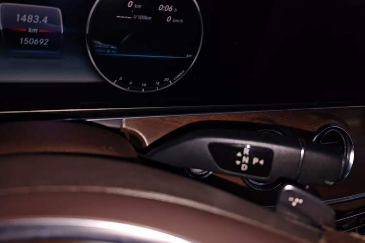 Used Mercedes-Benz E-Class 2016 E 200 L
