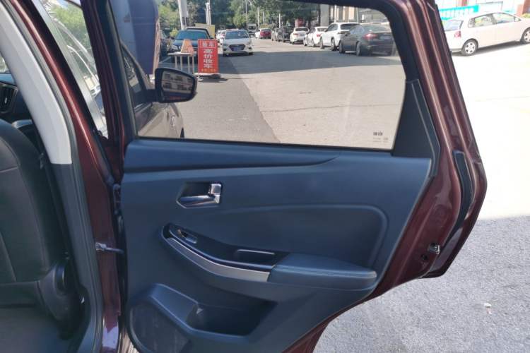 Used Venucia T70 2016 1.6L Manual Ruixing Edition
