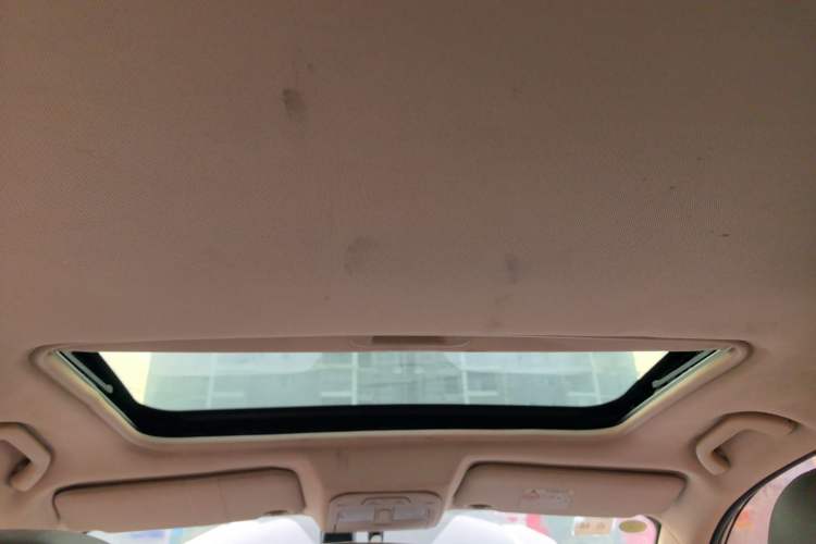 Used Yema T70 2016 Upgraded Model 1.8T CVT Flagship Edition
