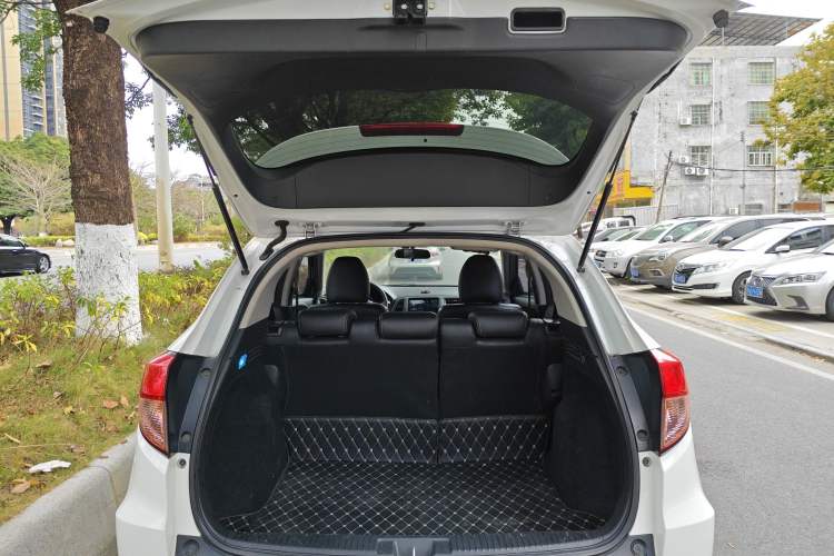 Used Honda Vezel 2017 1.5L CVT 2WD Comfort Model