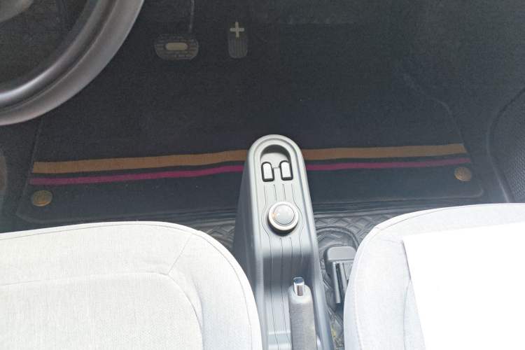 Used Wuling Hongguang MINIEV 2021 Macaron Fashion Model Lithium Iron Phosphate