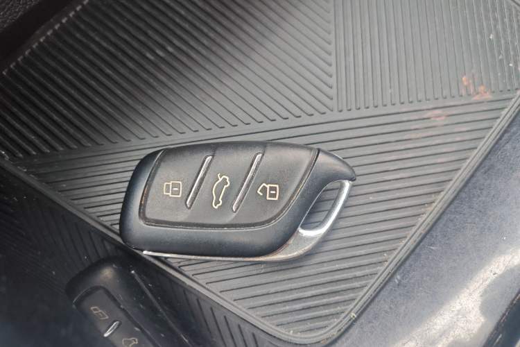 Used Roewe i5 2021 Revised Version 1.5L CVT Diamond Edition