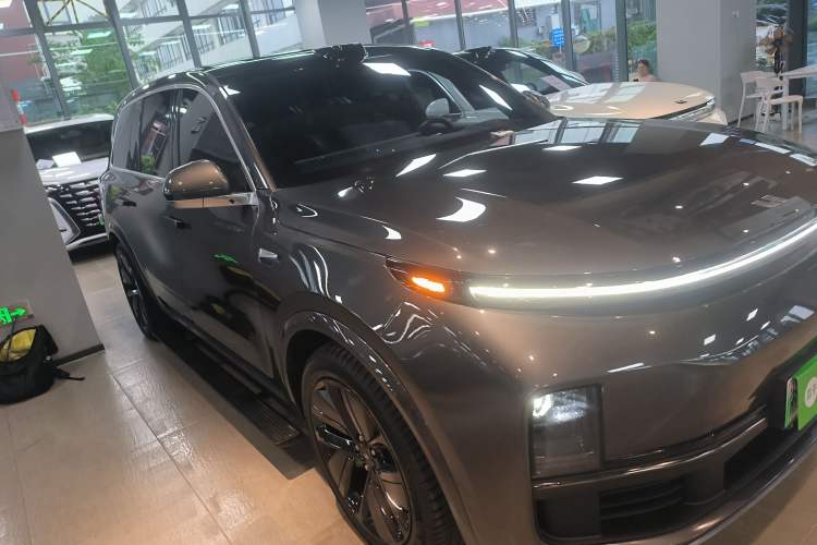 Used Li Auto L9 2022 Max model