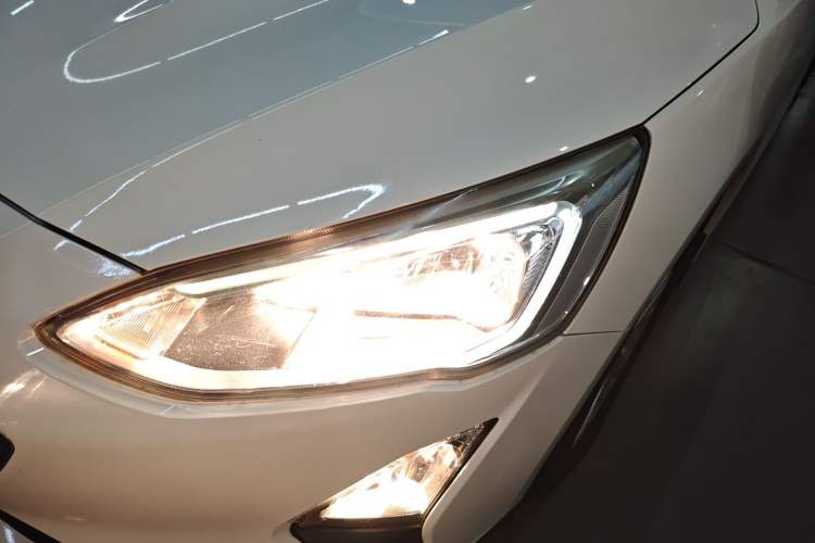 Used Ford Focus 2019 Sedan EcoBoost 180 Automatic Trend Edition