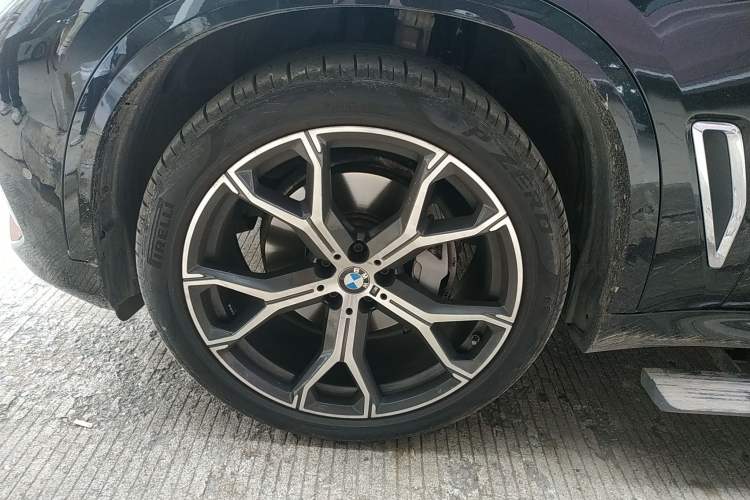 Used BMW X5 2022 Restyled xDrive 40Li M Sport Package
