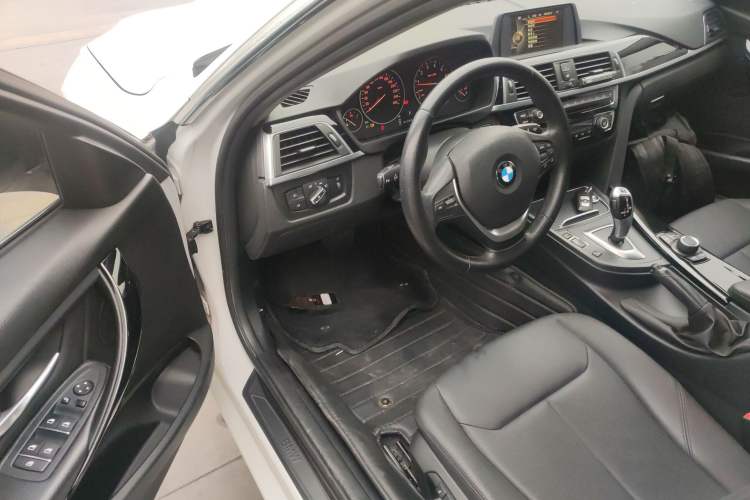 Used BMW 3 Series 2017 320Li Fashion Model
