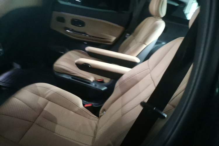 Used Nio ES8 2020 580 km Range Signature Edition Six-Seater Version
