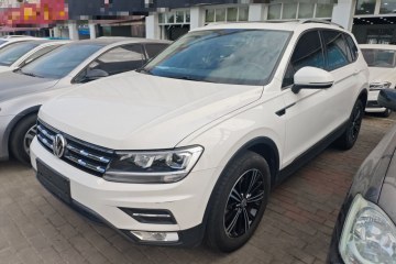 Used Volkswagen Tiguan L 2020 330TSI Automatic Two-Wheel Drive Panoramic Comfort Edition China VI Standard