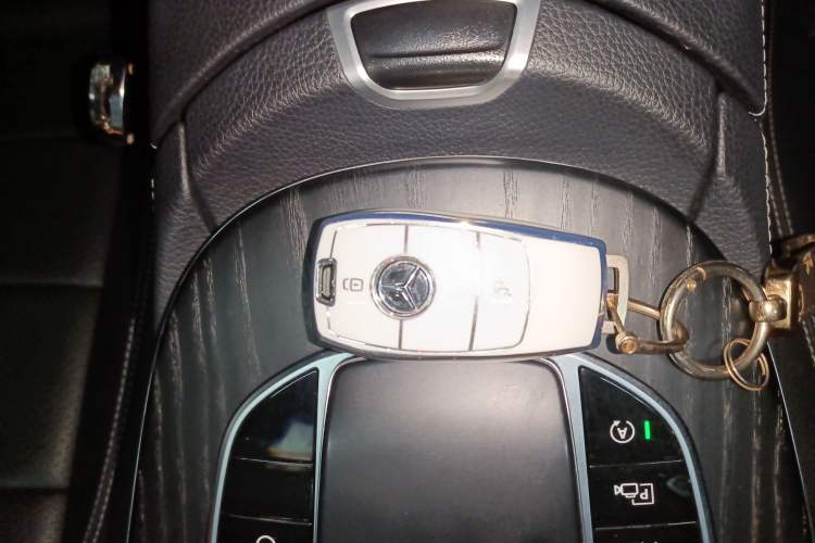 Used Mercedes-Benz E-Class 2019 Restyled E 300 L Sporty and Stylish Edition