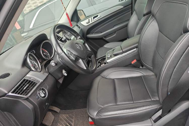 Used Mercedes-Benz M-Class 2014 ML 320 4MATIC