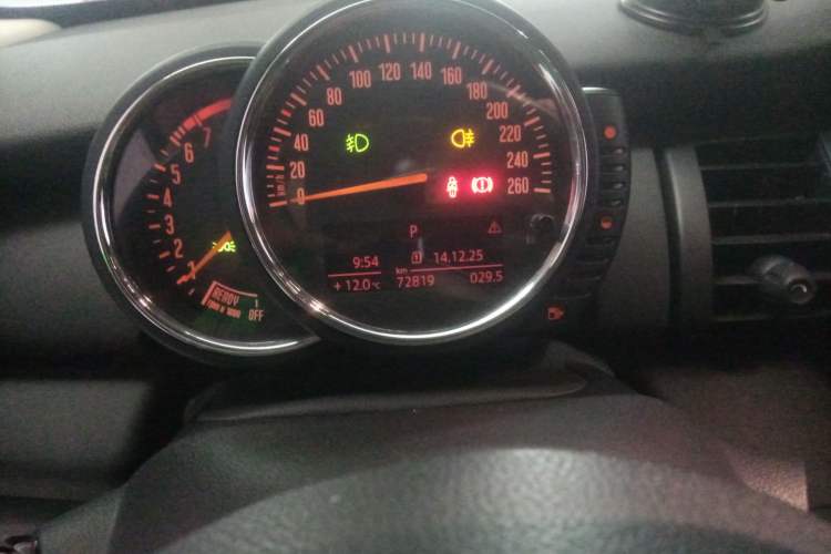 Used  MINI 2016 1.2T ONE Pioneer Edition
