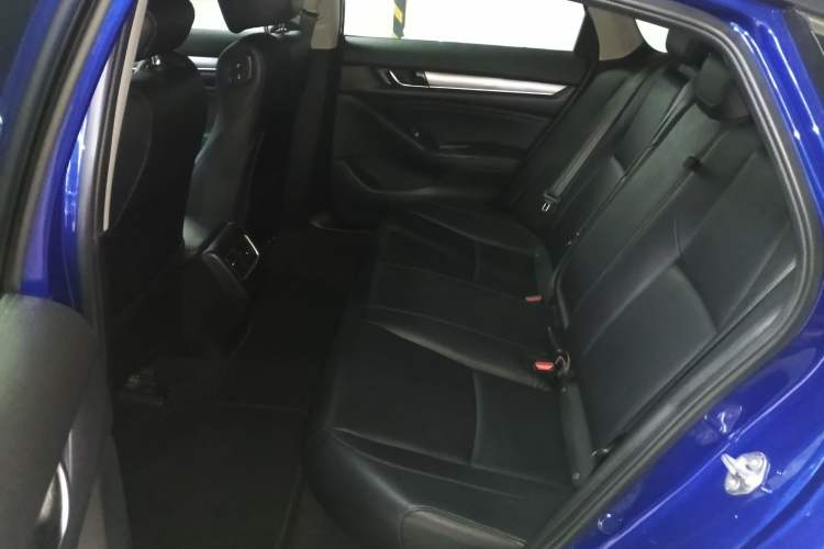 Used Honda Accord 2018 Rui Hybrid 2.0L Rui Ling Edition China VI
