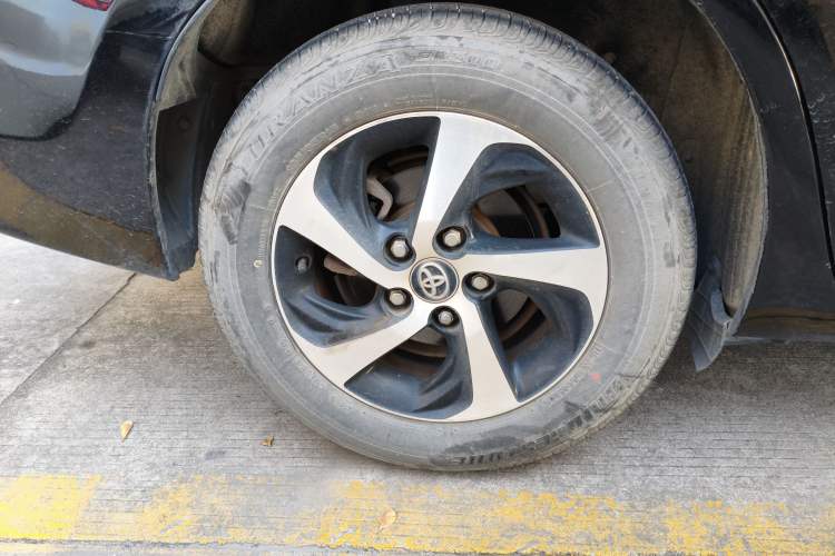 Used Toyota Levin 2017 Revised Version 185T CVT New Sharp Edition China V Standard
