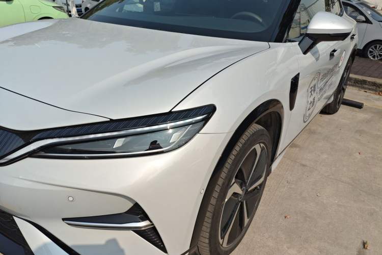 Used BYD Song L EV 2025 662 km Advanced Intelligent Driving Version
