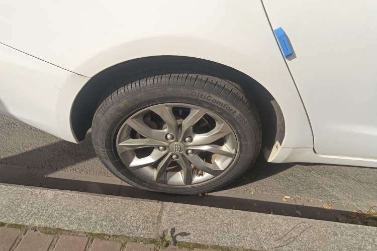 Used Geely Auto Emgrand GL 2017 1.8L DCT Elite Model