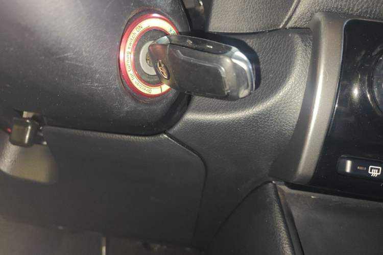 Used Toyota YARiS L 2019 1.5E CVT Dynamic Edition China VI compliant
