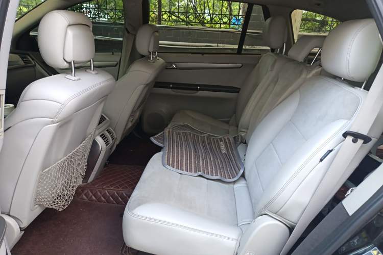 Used Mercedes-Benz R-Class 2014 R 320 4MATIC Business Model