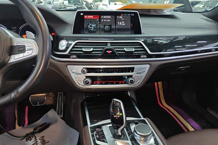 Used BMW 7 Series 2018 730Li Leading Model M Sport Package
